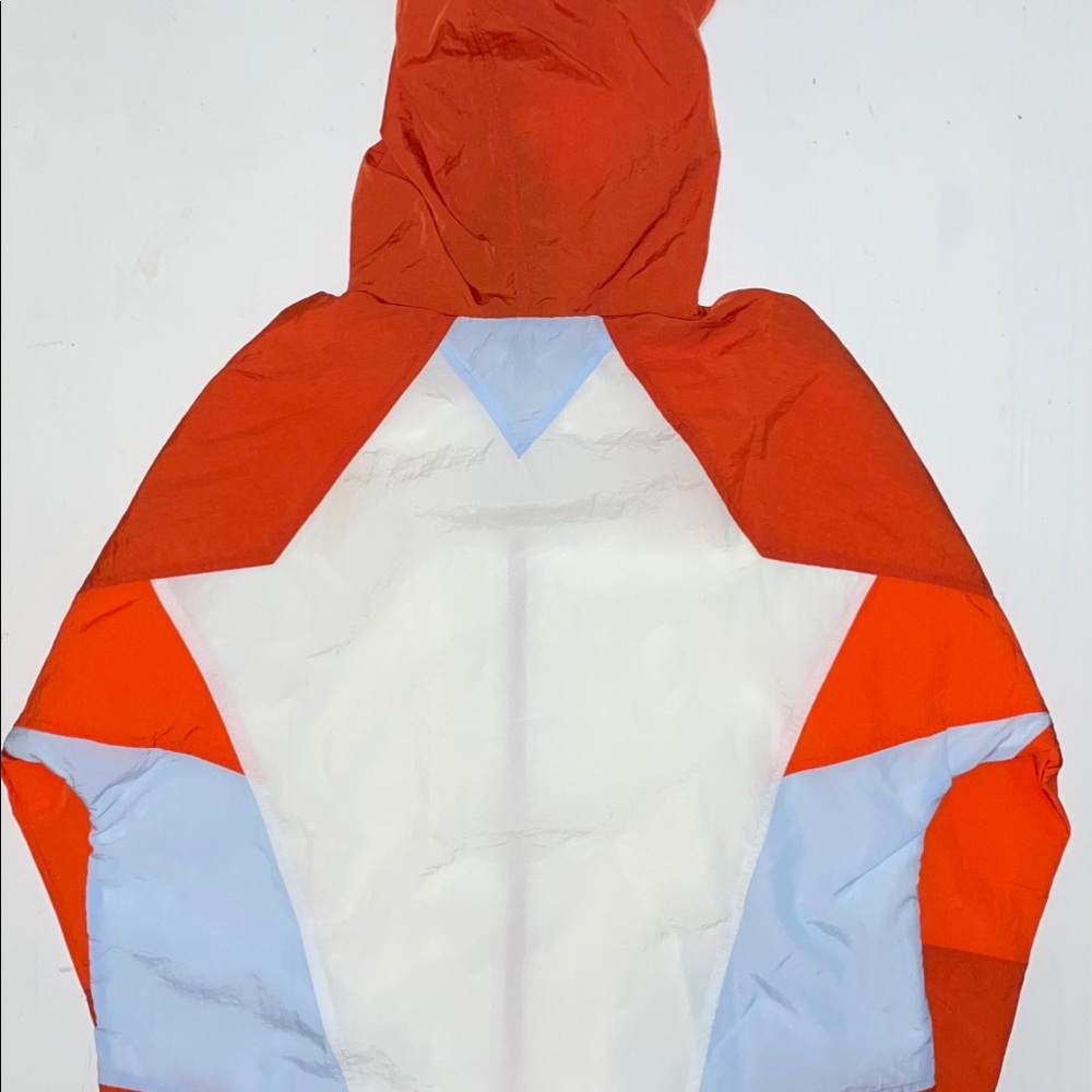 Nike Windbreaker Sportswear NEW - Picture 2 of 2